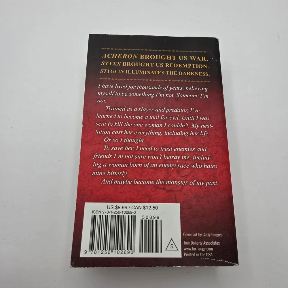 Sherrilyn Kenyon Stygian Book Adult Red Dark-Hunter Novel Mass Market PB